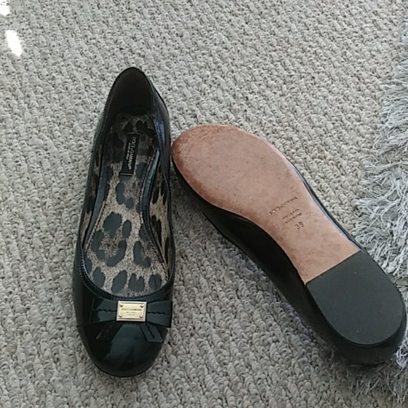 dolce gabbana flat shoes